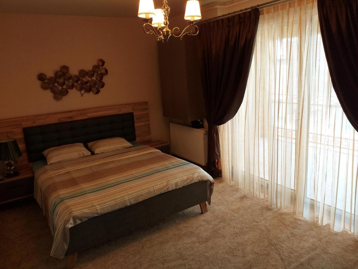 Alisia Apartment