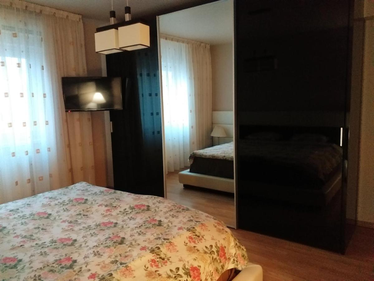 Alisia * Mamaia